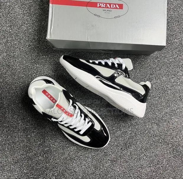 Prada America Cap White-Black · Photo 1