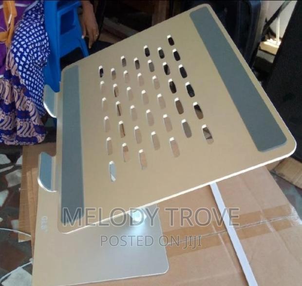 Silver Foldable Laptop Stand · Photo 2