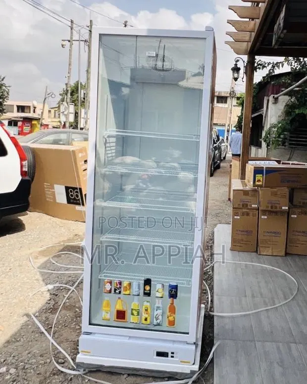 Shop Affordable Zara-600dfg 1 Door Display Fridge(591liters) · Photo 1