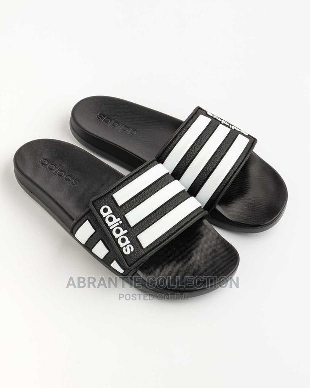 Adidas Adilette Comfort · Photo 2