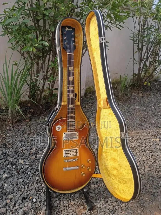 Greco Les Paul Guitar in Hard Case · Photo 1
