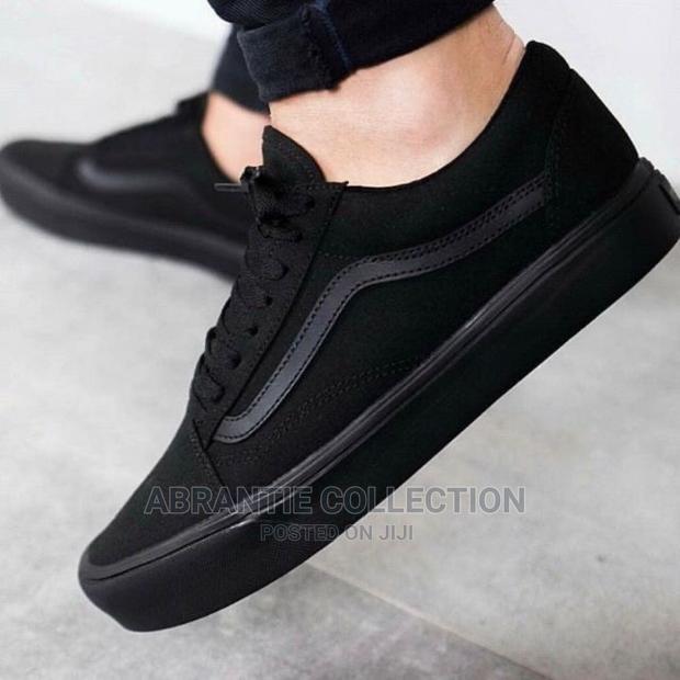 Old Skool Vans · Photo 3