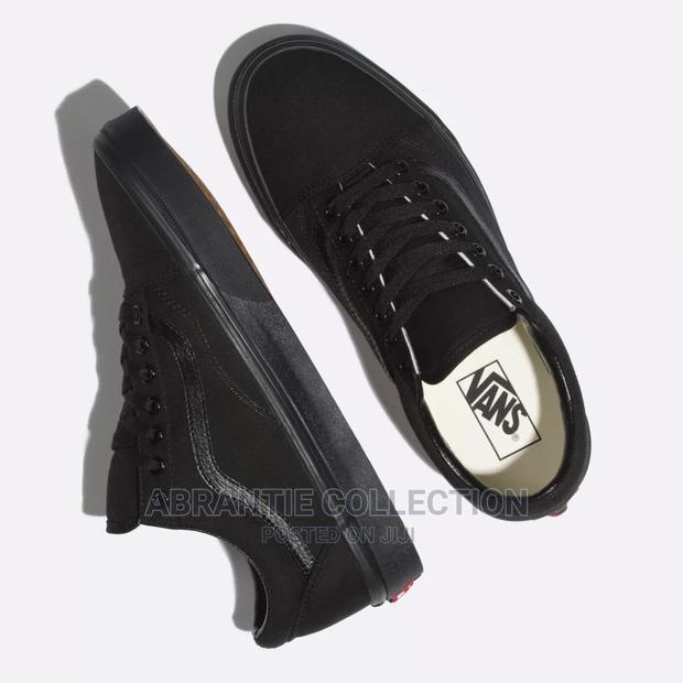 Old Skool Vans · Photo 2