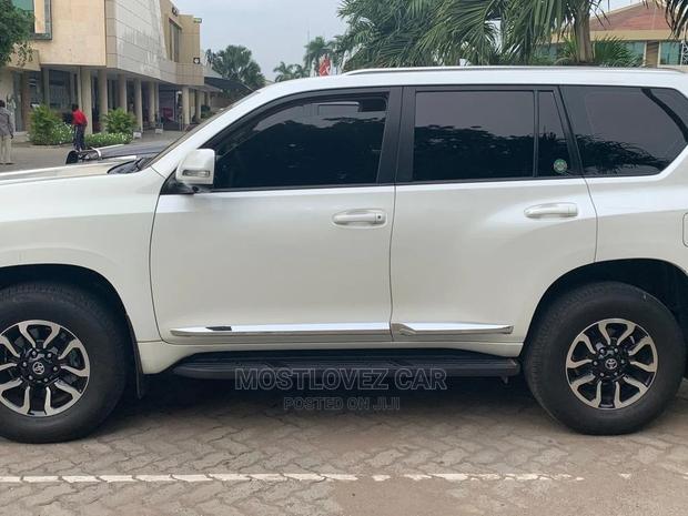 Car for Rent Land-Cruisers Prado for Rent in Ghana Weddings · Photo 2