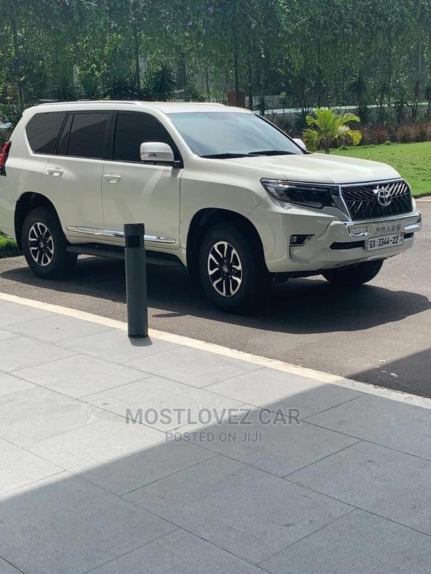Car for Rent Land-Cruisers Prado for Rent in Ghana Weddings · Photo 3