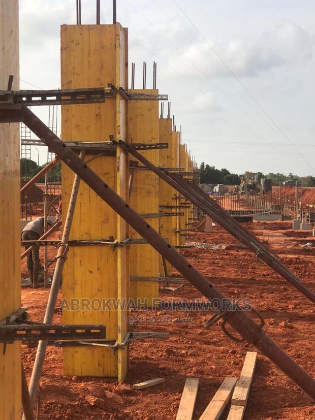 Retaining Wall, Scaffolds,Props, Collumns,Pillars,Slabs, · Photo 3