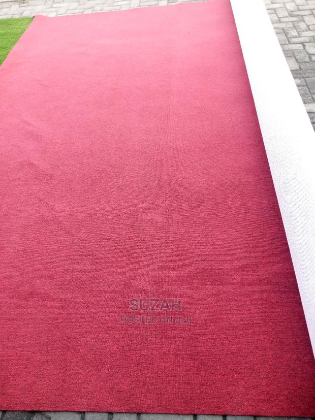 Woolen Carpet · Photo 1