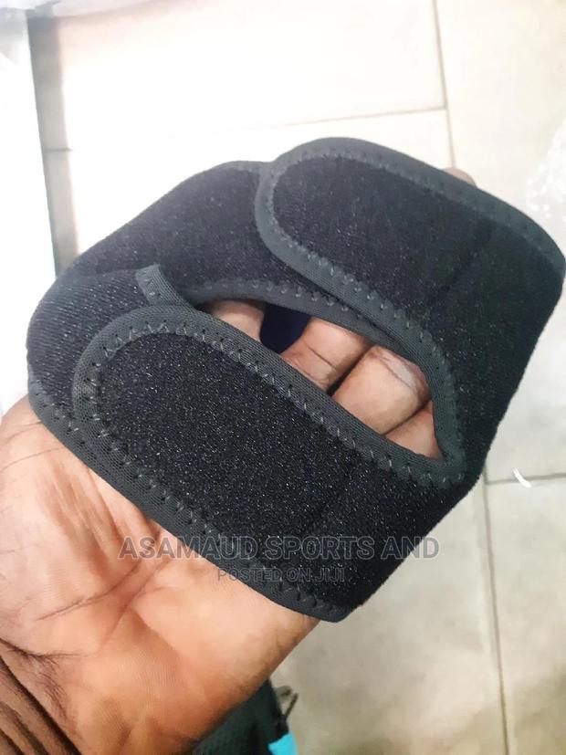 Original Knee Guard At Cool Price · Photo 3