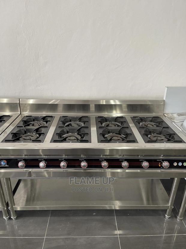 Gas Cooker 8 Burners · Photo 1