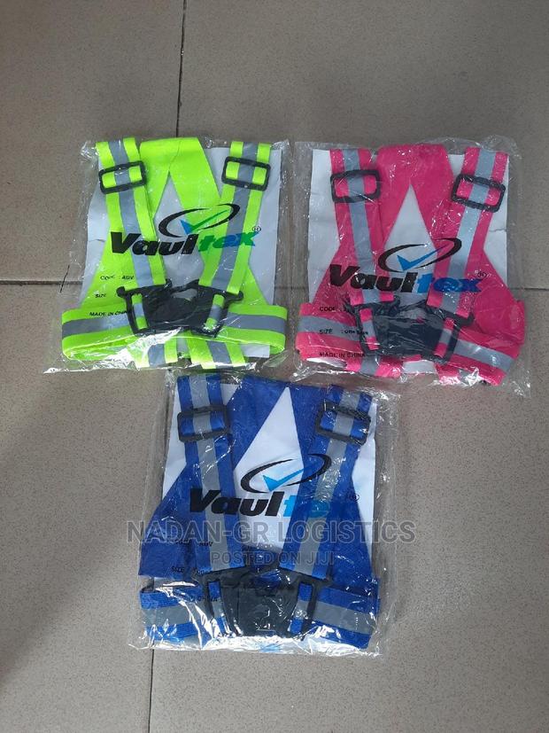 Reflective Belt Vest · Photo 1