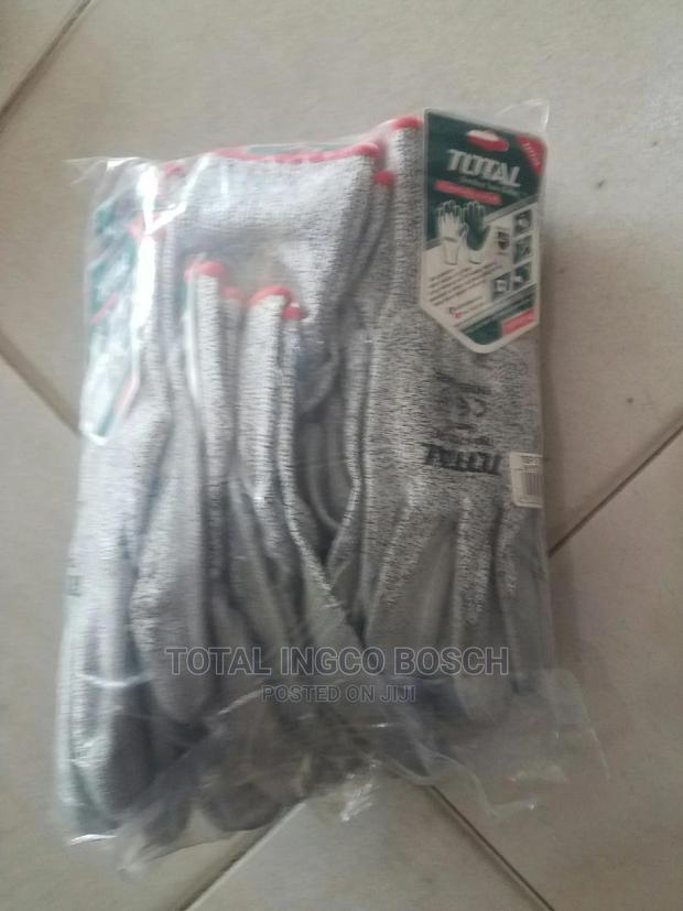 Total Saftey Gloves · Photo 6