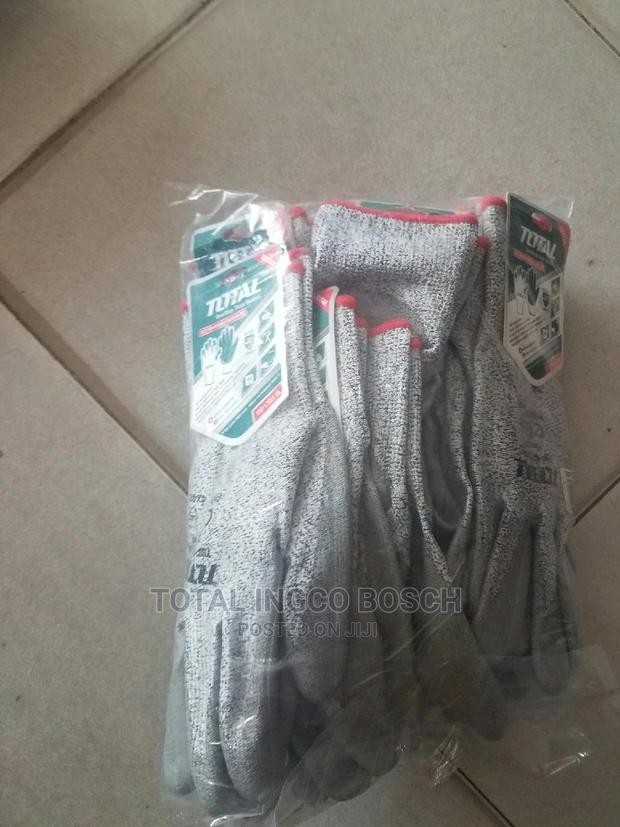 Total Saftey Gloves · Photo 7