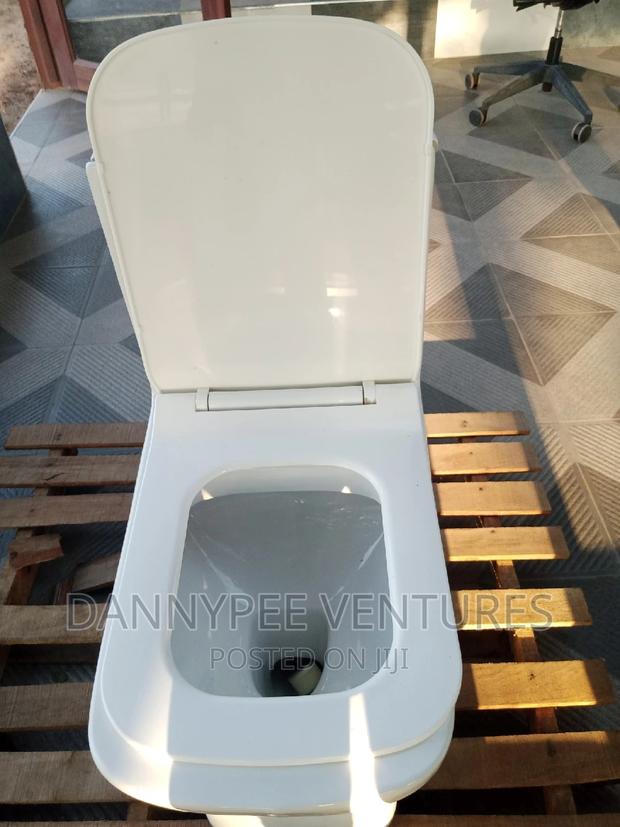 Water Closset · Photo 2