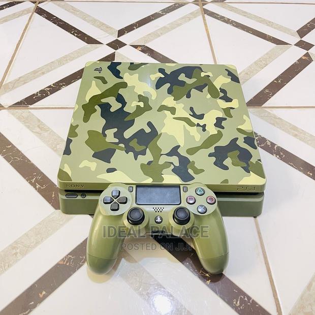 1 Terabyte Ps4 Slim Camo · Photo 1