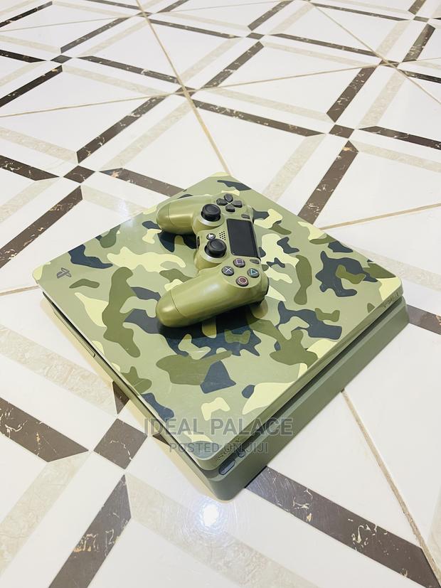 1 Terabyte Ps4 Slim Camo · Photo 4