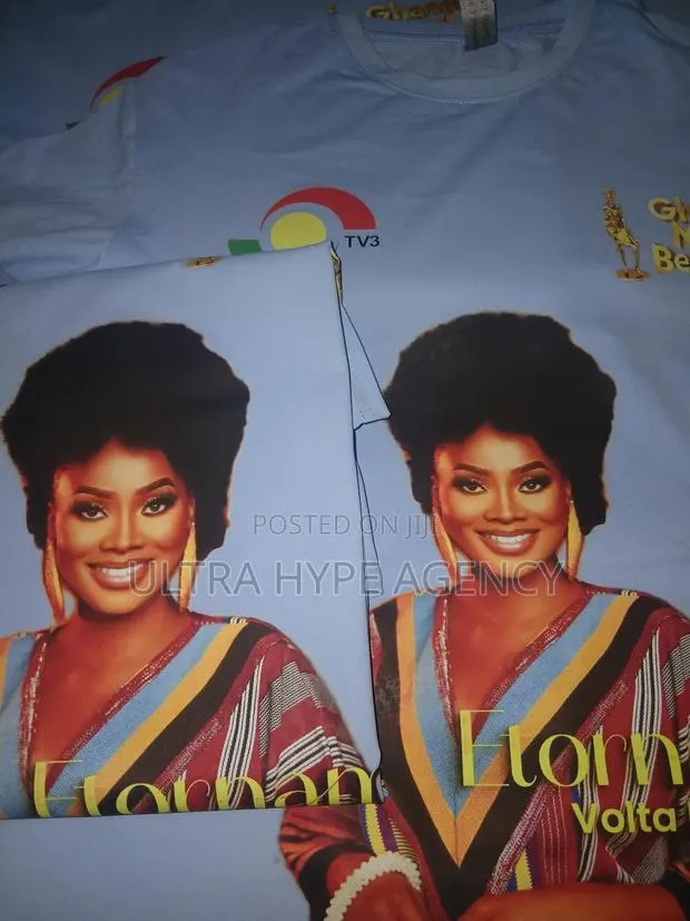 Custom Cotton T-Shirts · Photo 1