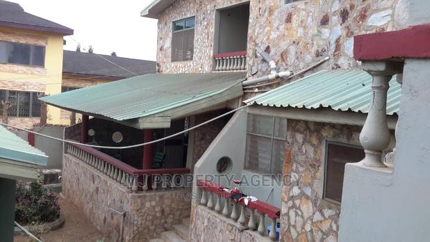 24 Bedroom House Around Gimpa · Photo 2