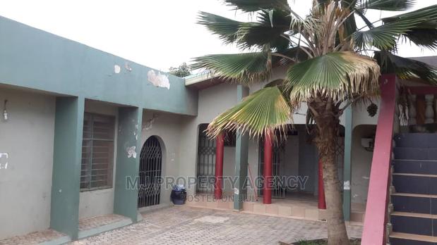 24 Bedroom House Around Gimpa · Photo 4
