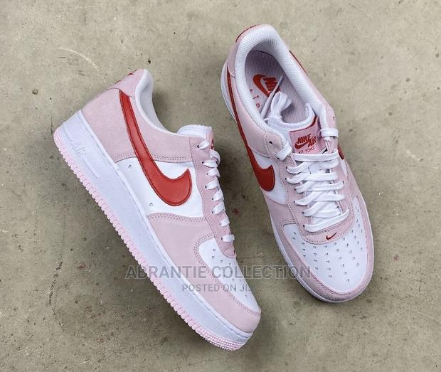 Nike Air Force 1 Love · Photo 1