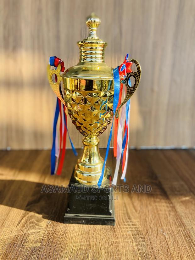 Trophys for Games at Cool Price · Photo 3