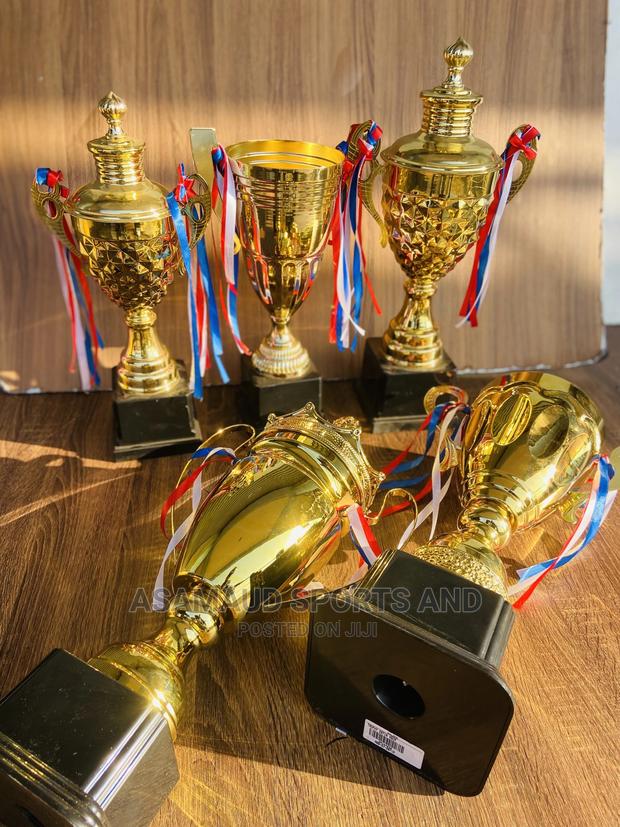 Trophys for Games at Cool Price · Photo 5