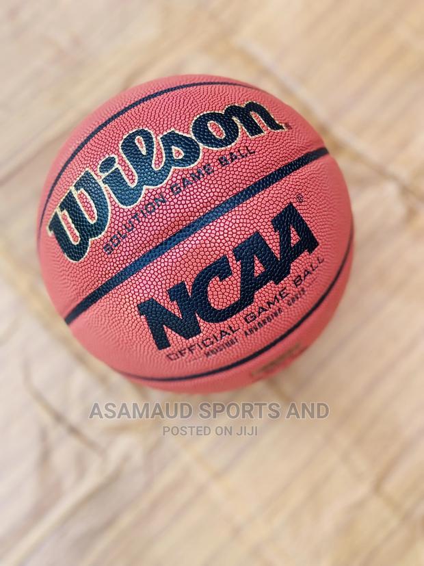 Original Wilson Basketball At Cool Price · Photo 1