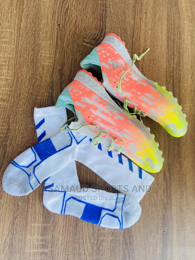 Football Boot at Cool Price · Photo 3