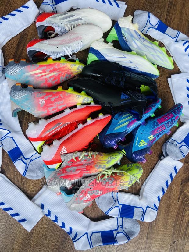 Football Boot at Cool Price · Photo 1