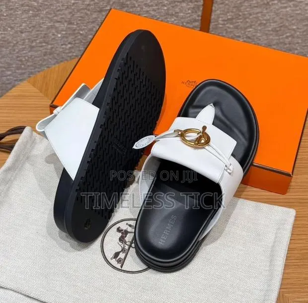 Hermes Unisex Slippers · Photo 1