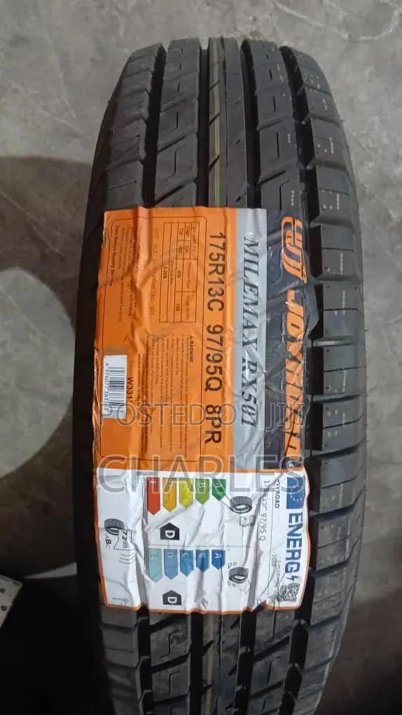 175R13C JoyRoad Tyres · Photo 1
