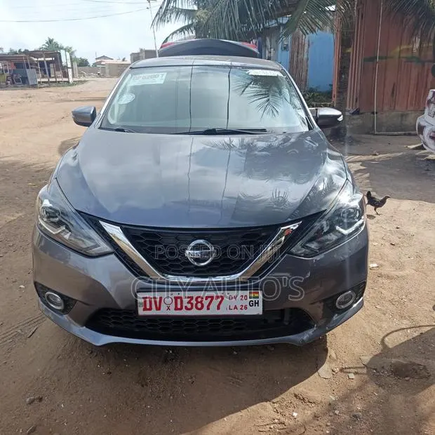 Nissan Sentra 2016 Silver · Photo 1