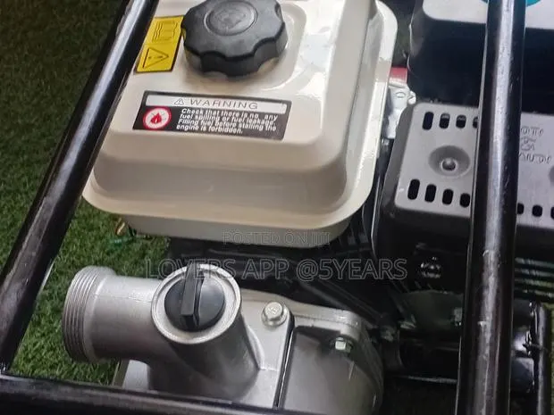 Honda Water Pump – Durable Petrol Pump for Multiple Applications · Photo 1