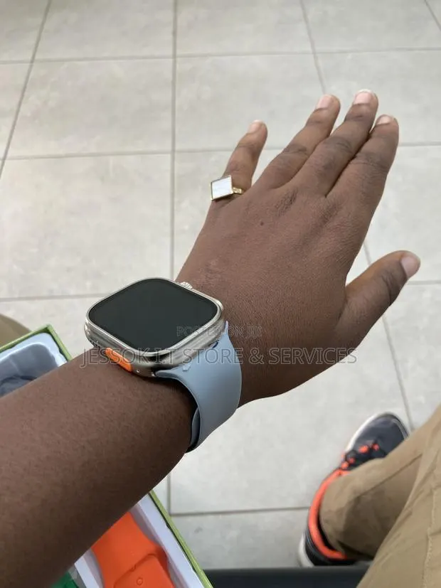 Tk701 Ultra Smartwatch Combo Set · Photo 1