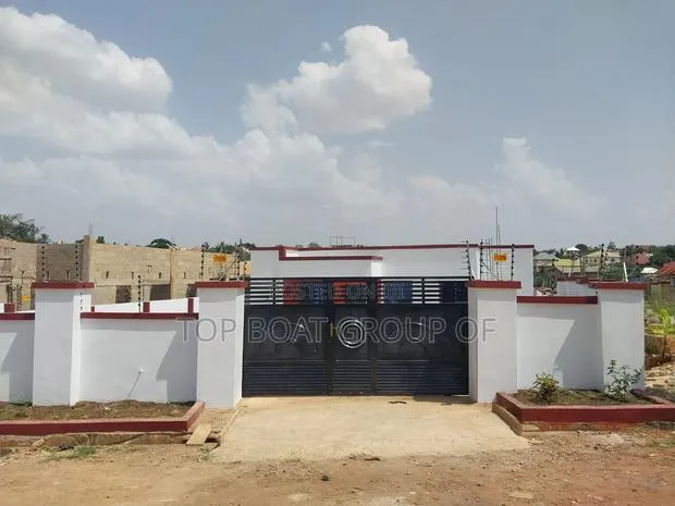 4bdrm House in Top Boat Estate, Kumasi Metropolitan for sale · Photo 1