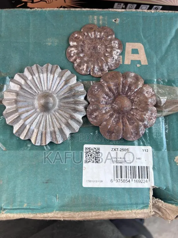 Metal Design · Photo 1