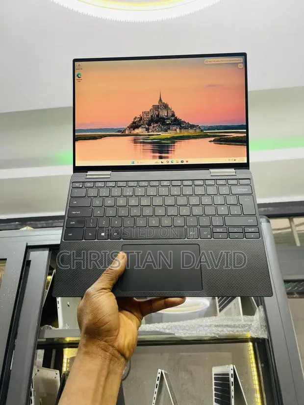 Laptop Dell XPS 13 7390 16GB Intel Core i7 SSD 512GB · Photo 1