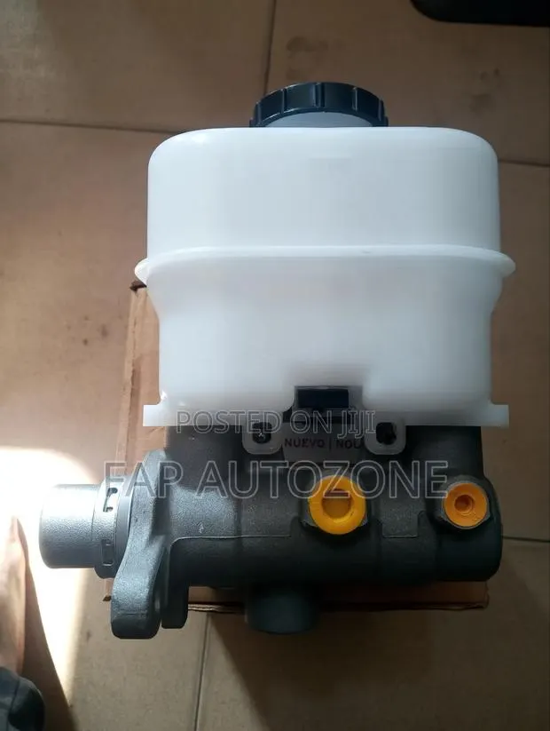 Premium Quality Cardone Ford F150 Brake Pot / Master Cylinder From USA · Photo 1