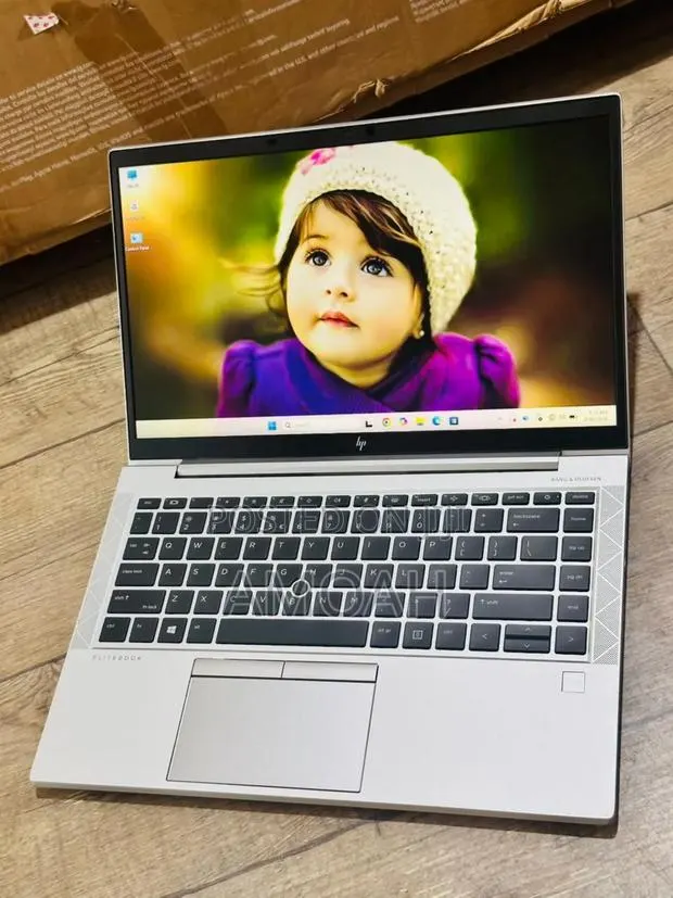 Laptop HP EliteBook 840 G8 16GB Intel Core i5 SSD 512GB · Photo 1