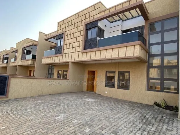 Furnished 3bdrm Duplex in East Legon for rent · Photo 1