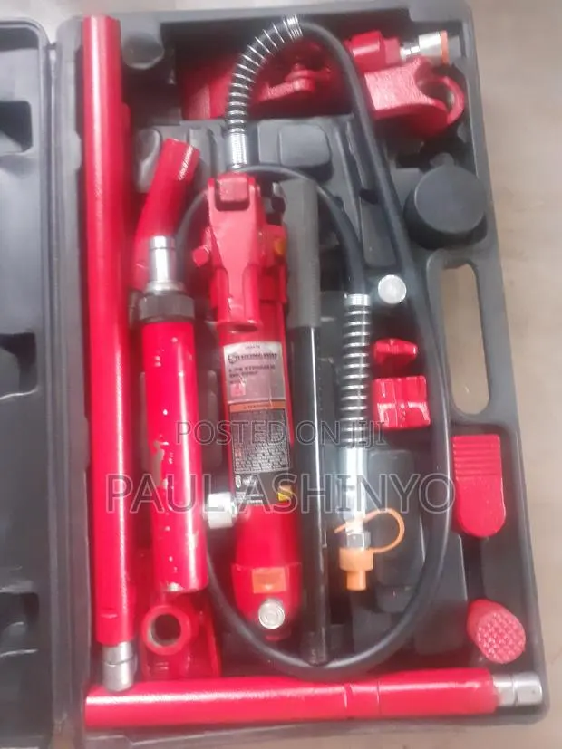 Strongway 4-Ton Porta Power Kit-Complete- Home Used · Photo 1