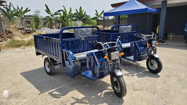 New Motorcycle 2025 Blue · Photo 1