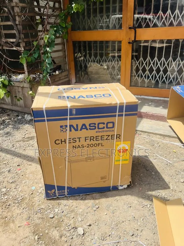 Ultra Modern Sleek Chest Freezer Nasco NAS-200fl Is · Photo 1