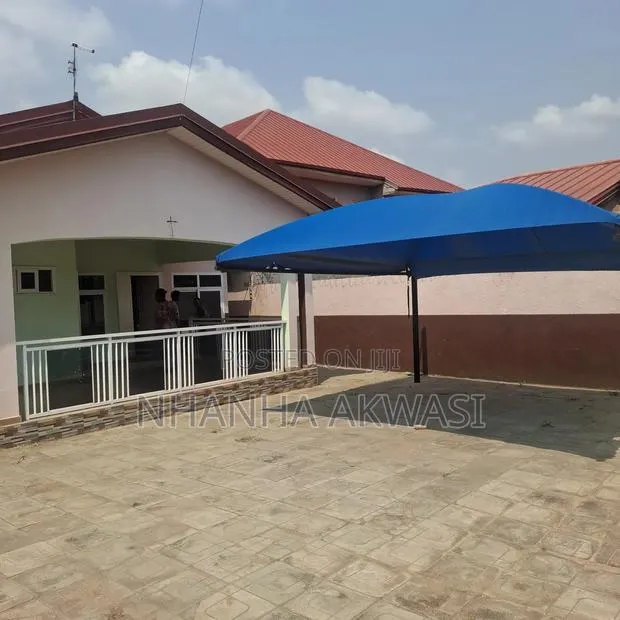 3bdrm House in Lashibi, Tema Metropolitan for rent · Photo 1
