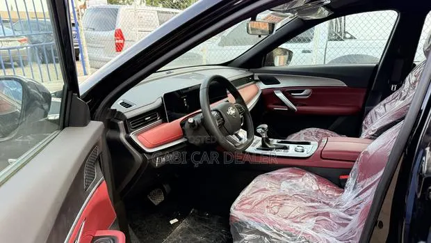 Jetour X70 Plus 2025 Black · Photo 1