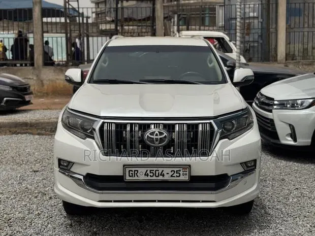 Toyota Land Cruiser Prado 3.0 TD 2012 White · Photo 1