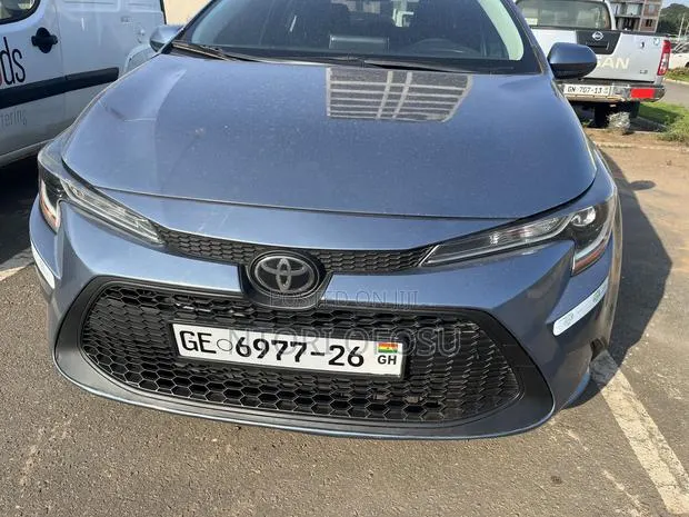 Toyota Corolla L 2021 Blue · Photo 1