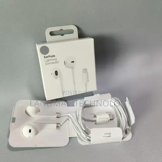 Earphones For iPhone · Photo 1