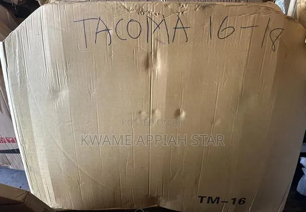 Tacoma With Hole 2016,2017,2018,2019,2020,2021,2022,2023. Bonnet/ Hood · Photo 1