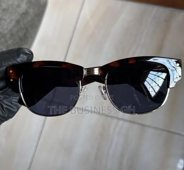 Two-Tone Sunglasses for Men · Photo 1