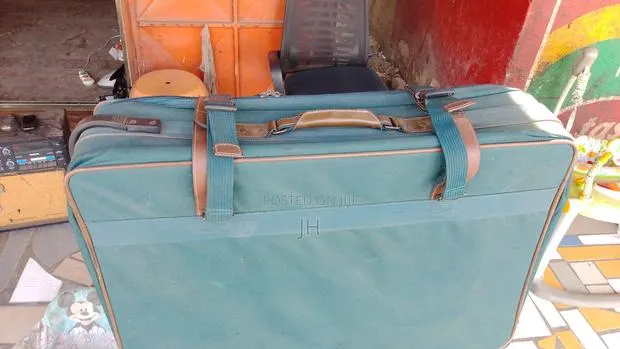Uk Used Traveling Bag · Photo 1